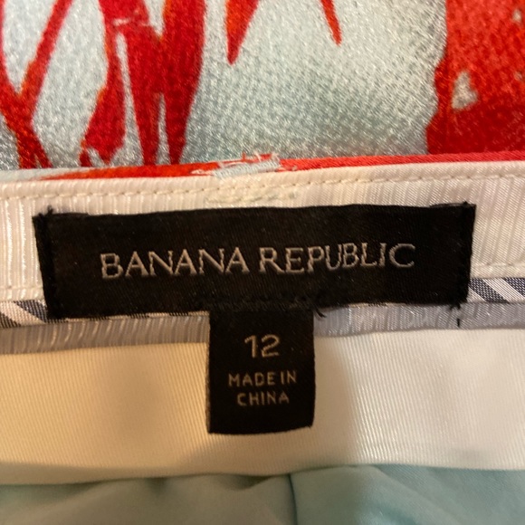 Beautiful crepe light blue background with orange design rich looking - Picture 1 of 2